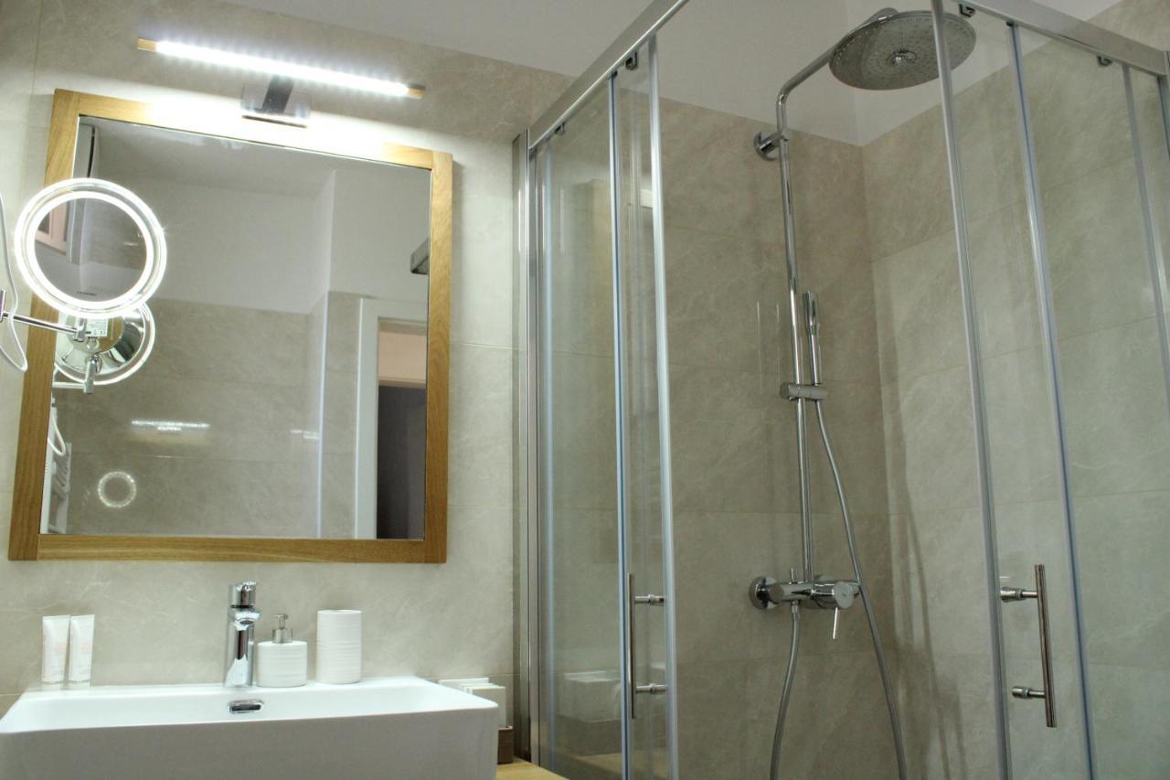 G House Hotel Dutovlje Luaran gambar