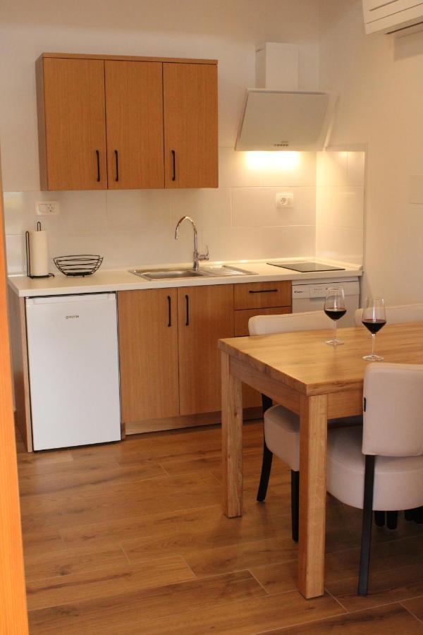 G House Hotel Dutovlje Luaran gambar