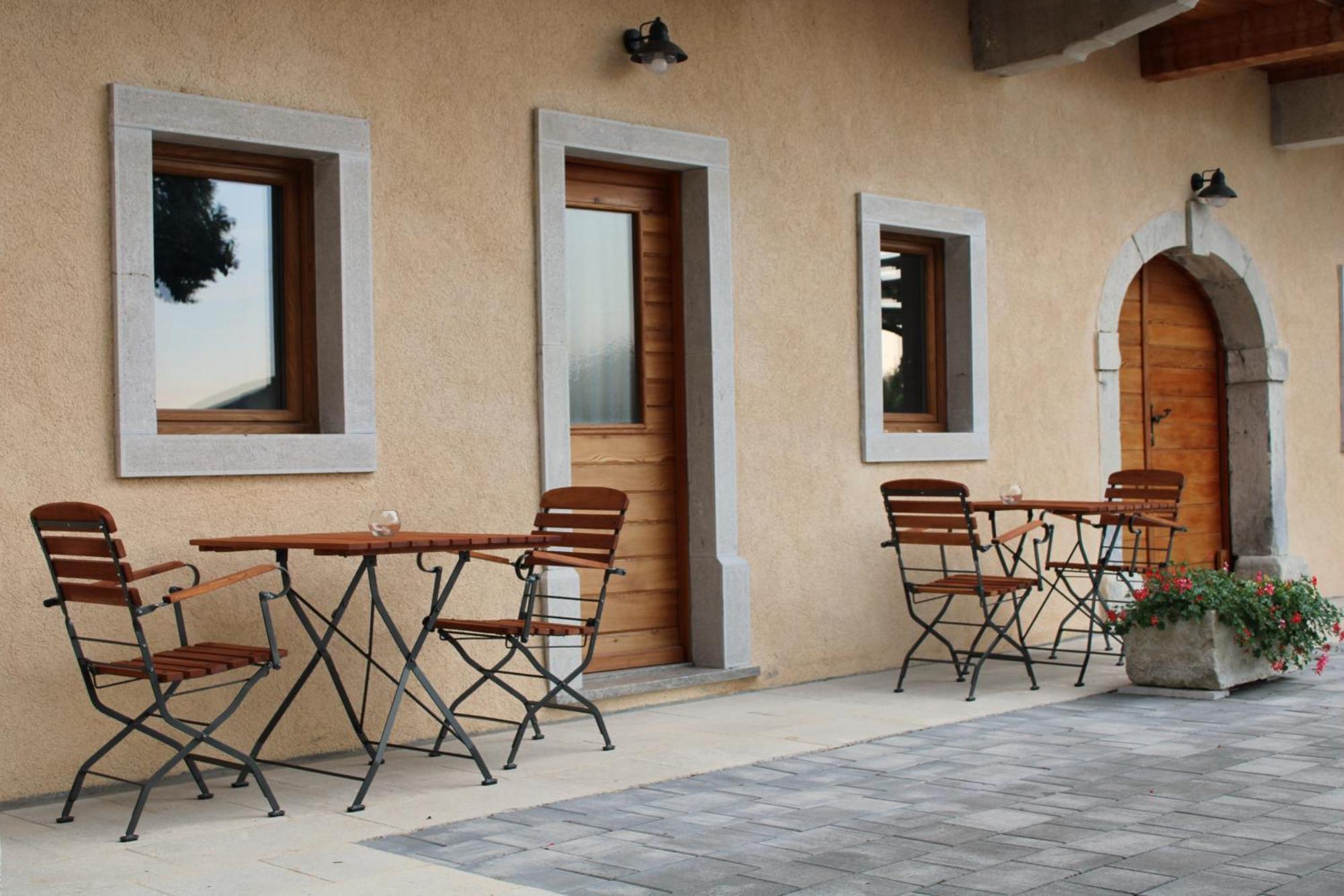 G House Hotel Dutovlje Luaran gambar