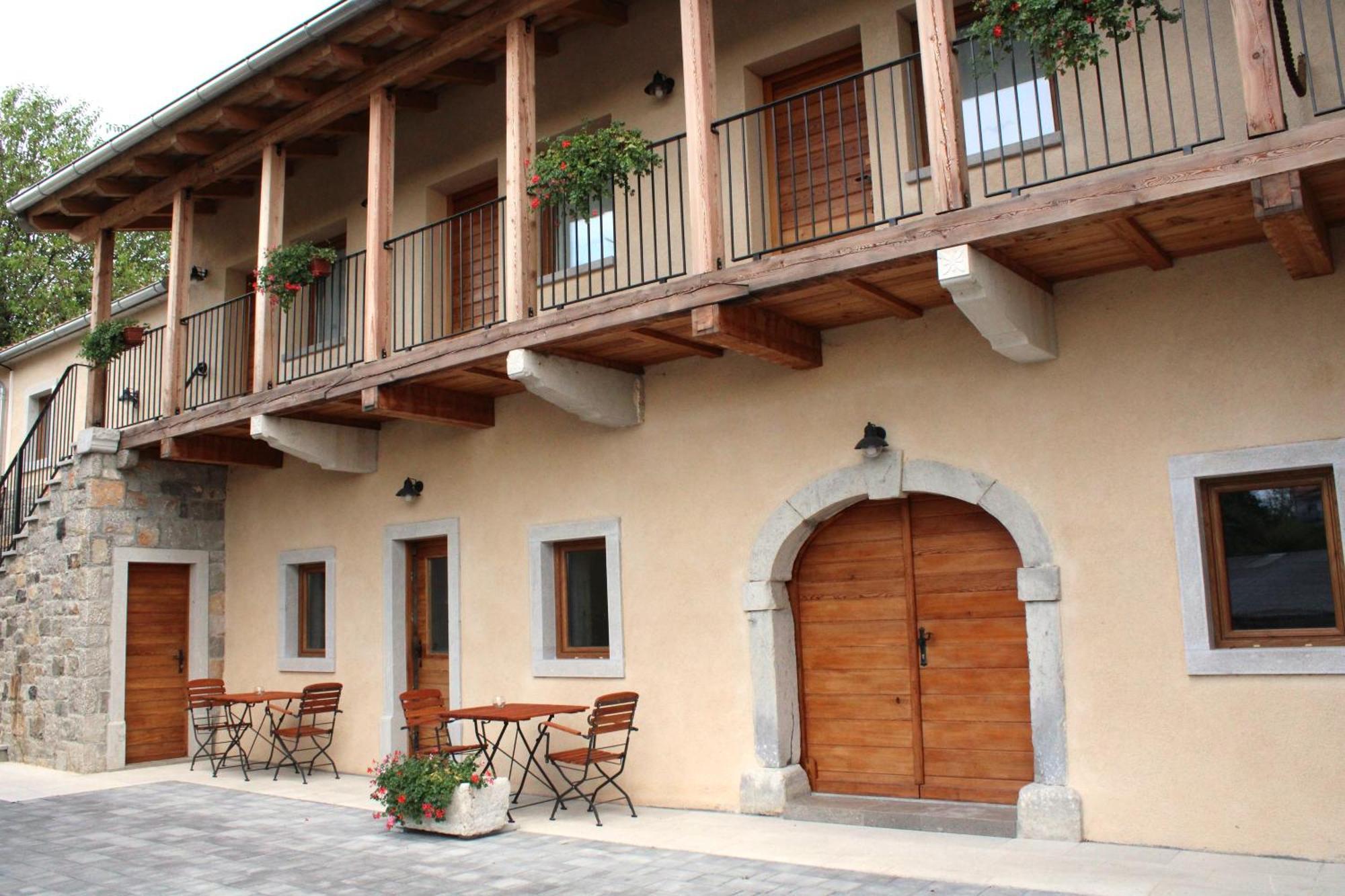 G House Hotel Dutovlje Luaran gambar